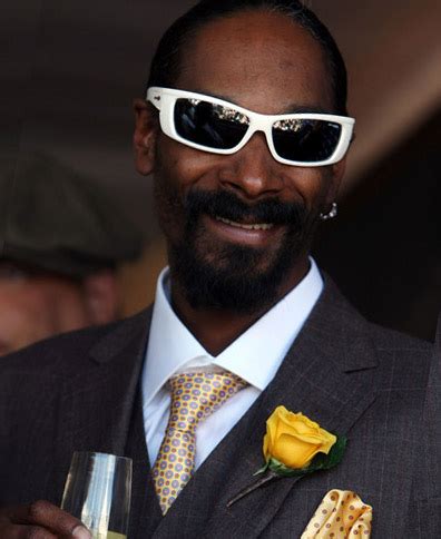 snoop dogg sunglasses.